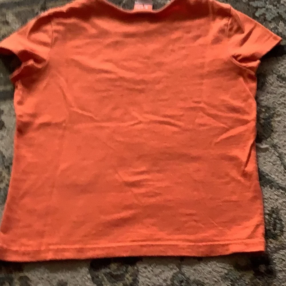 Halloween Shirt orange with black cats 🐈‍⬛ perfect size Med 7/8 in good